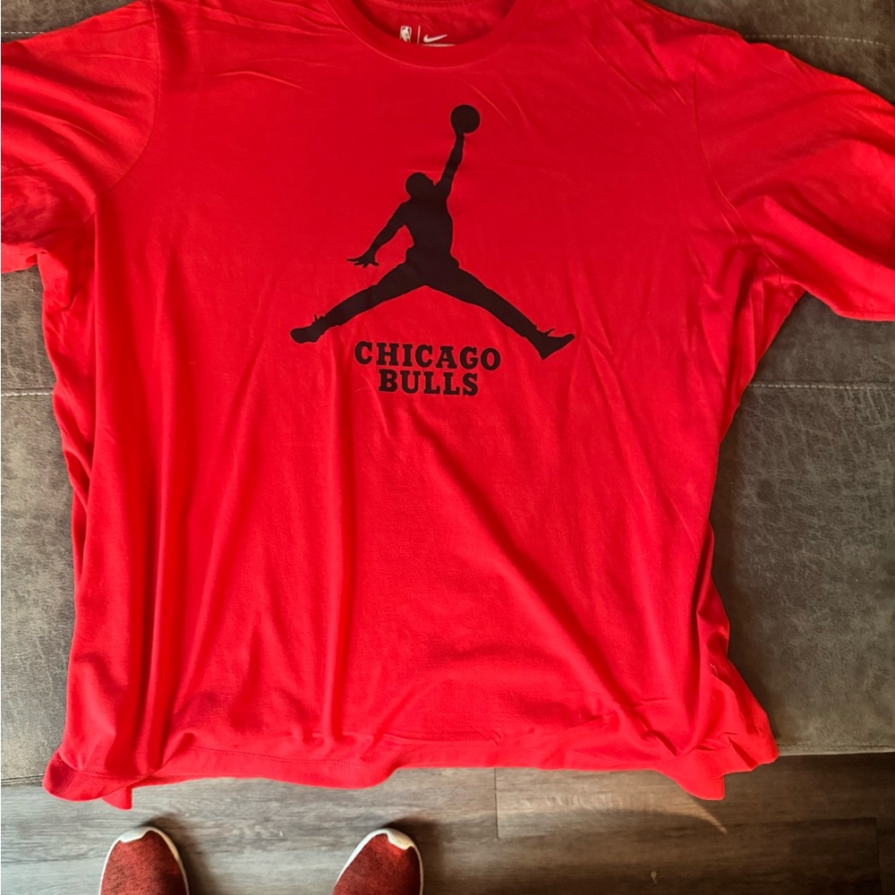 Nike Red Short Sleeve Tee Vibrant Athletic Style